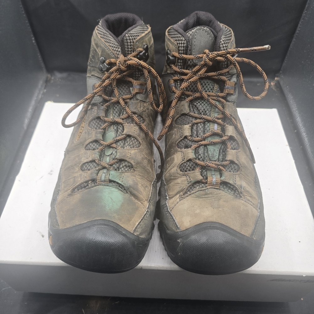 Keen Men's Brown and Green Hiking Boots